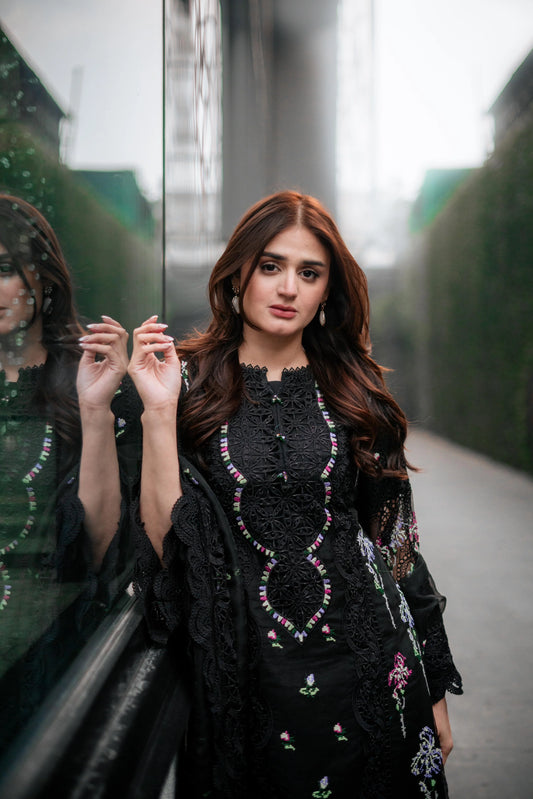 ANEELAS BLACK LAWN 3-PC (DOUBLE NECK)