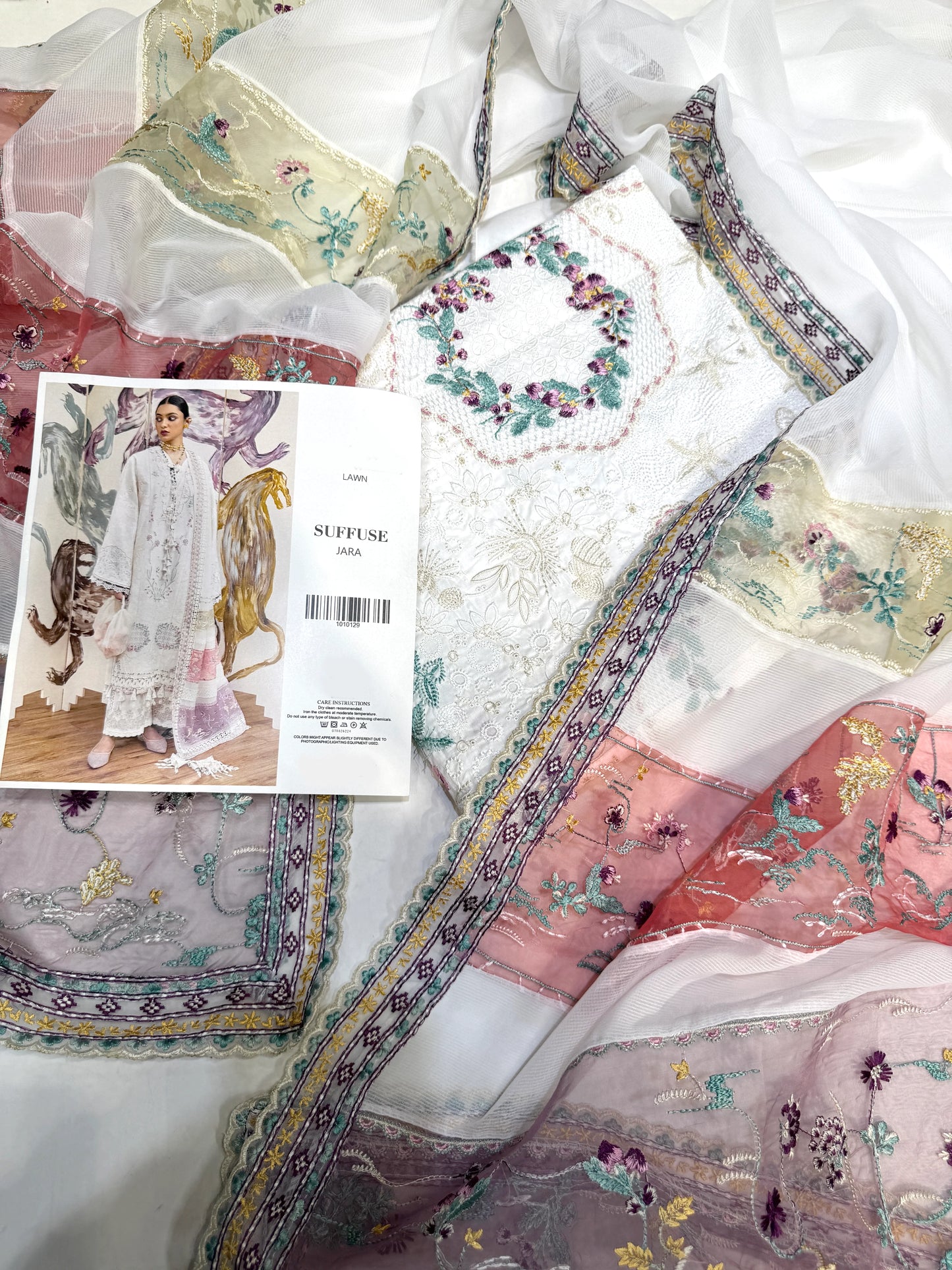 SUFFUSE LAWN JARA
