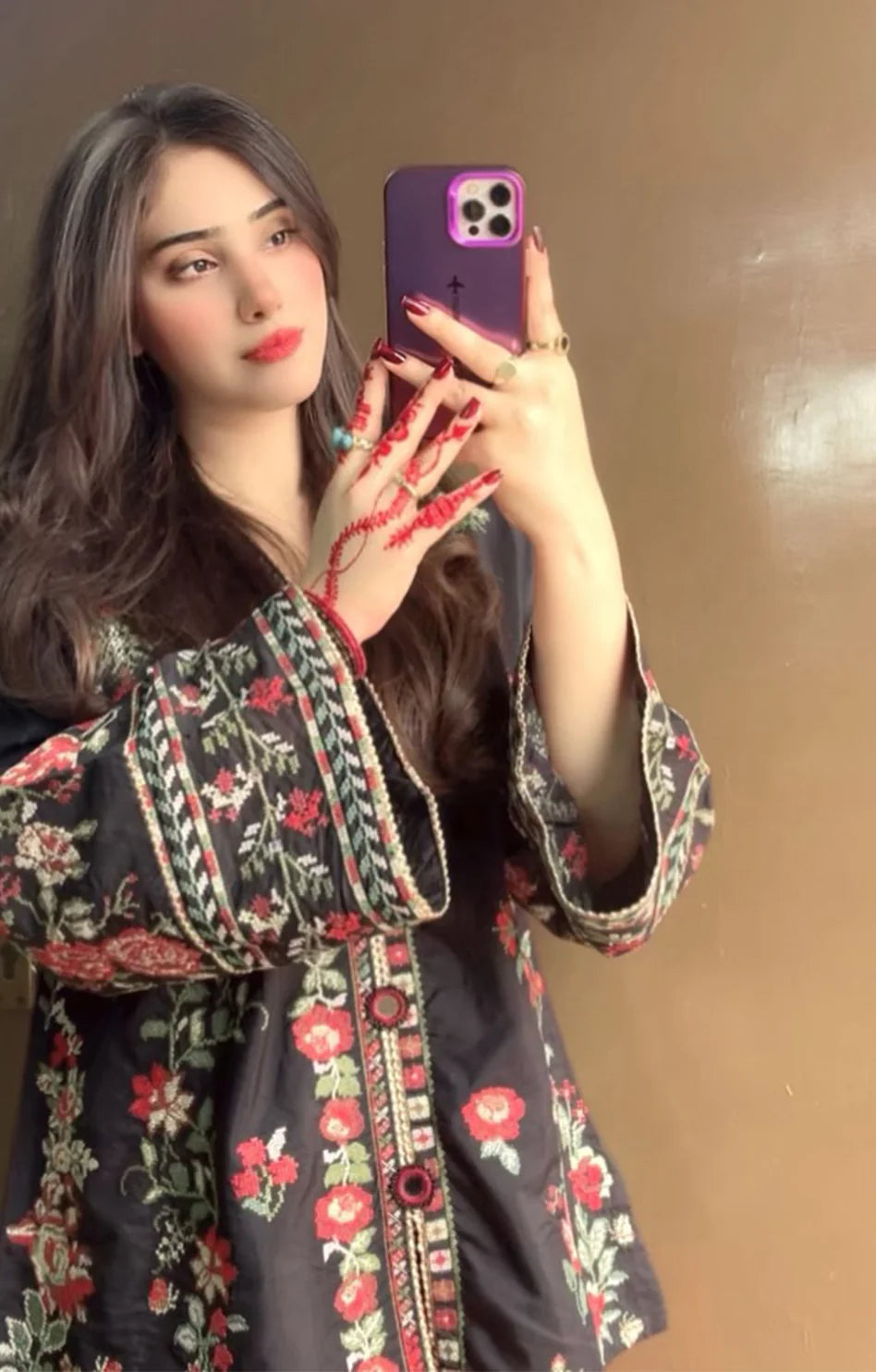 ETHNC BLACK & RED 2PC