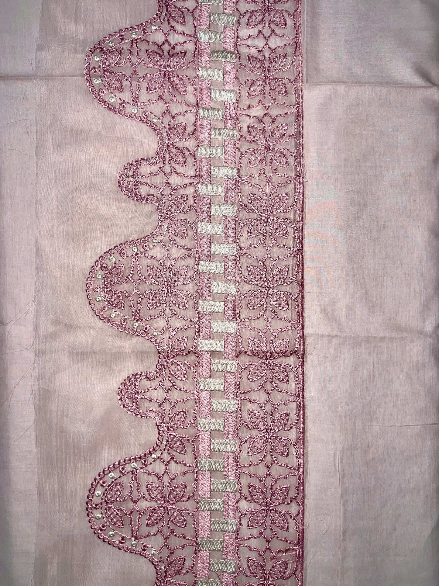 QALAMQAR LAWN FK-10 ZOE 3 Piece Embroidered