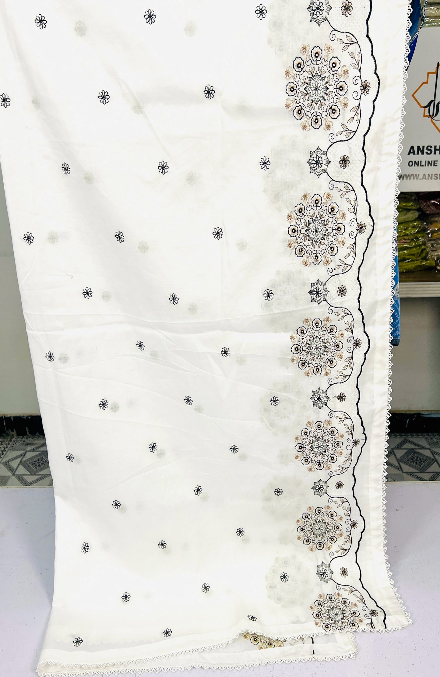 Kayseria Shawl Lawn 03