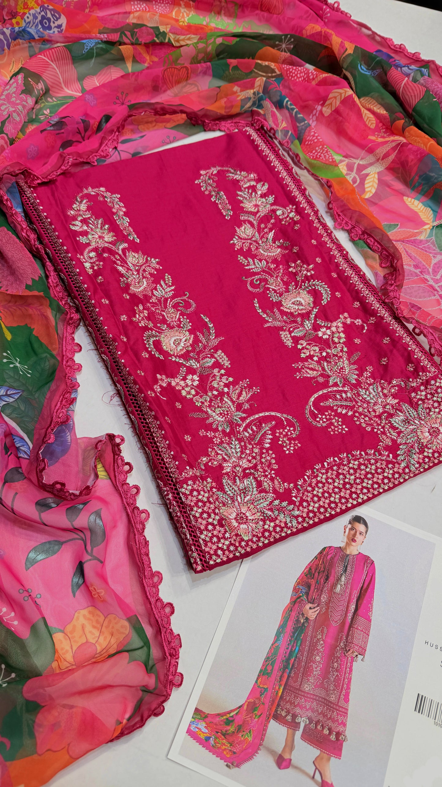 HUSSAIN REHAR LAWN SAAHA