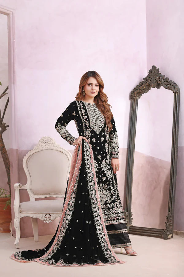 ANEELAS VELVET BLACK LUXE Rs.7,750.00