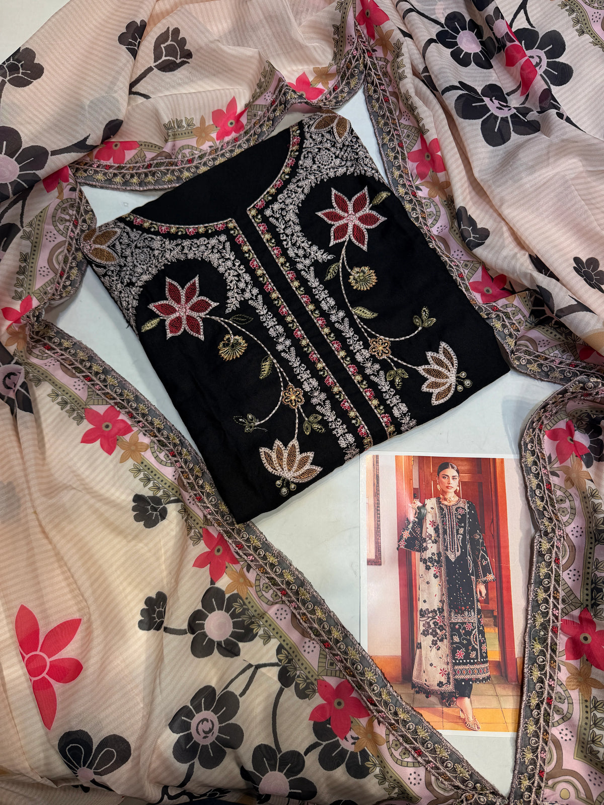 JAZMIN SHAHKAAR D-07 UNSTICHED 3PC