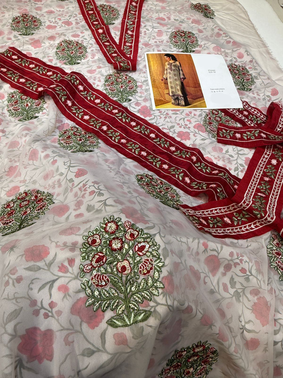 ETHNC E29 CHIFFON WHITE