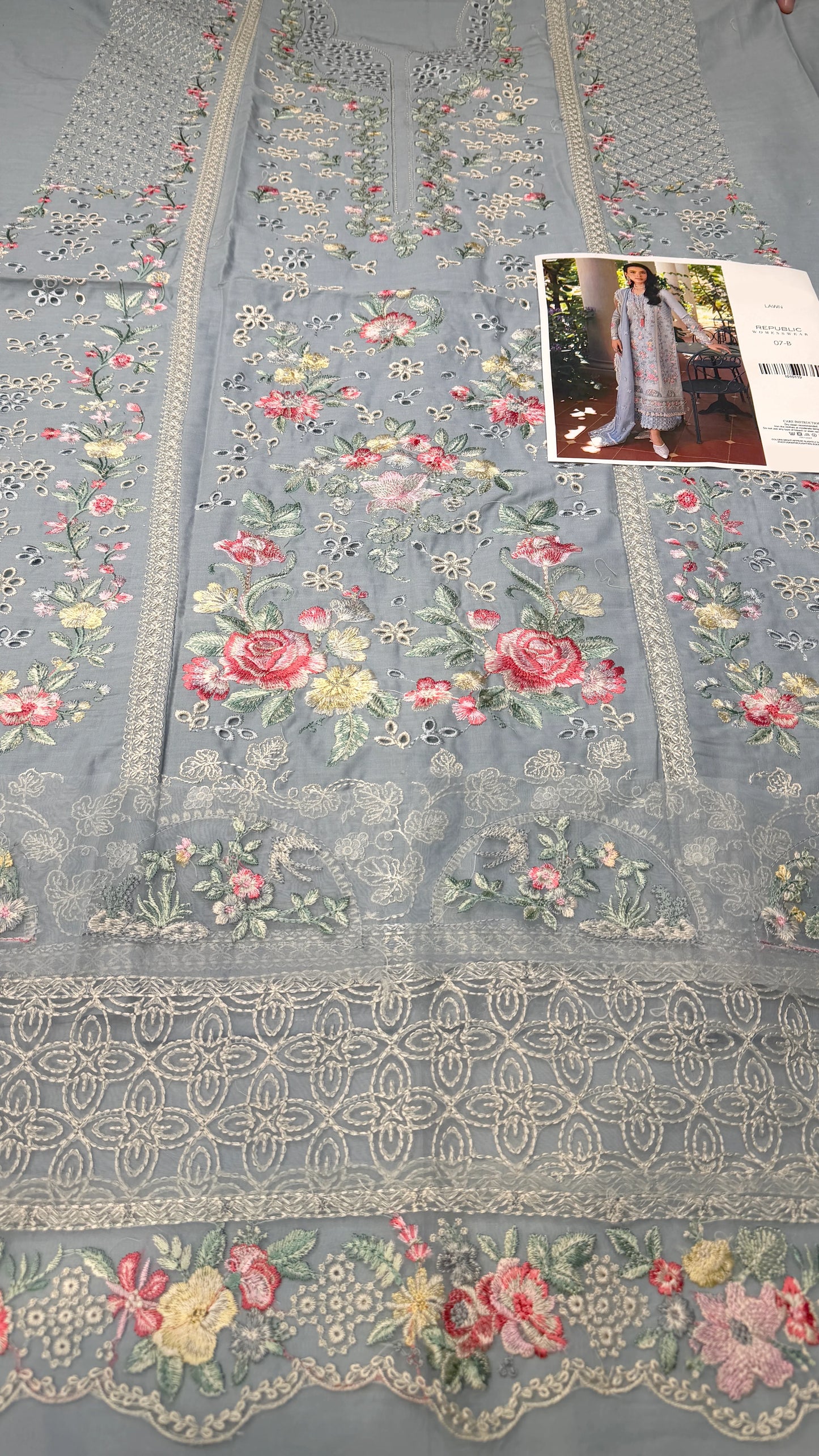 New   REPUBLIC LAWN HOOR