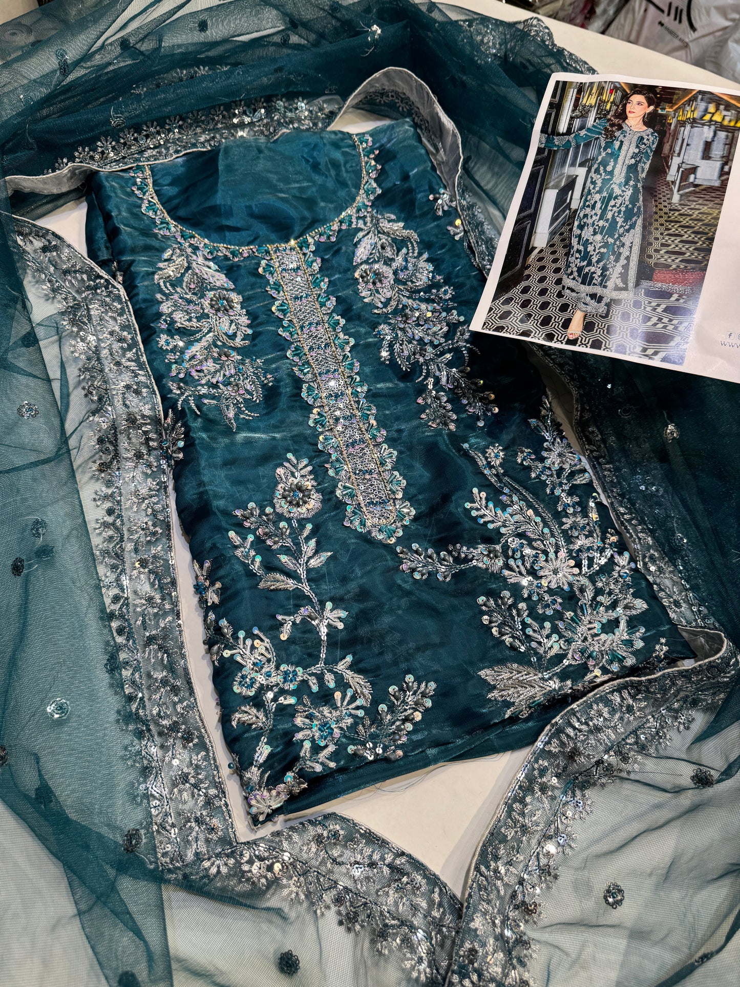 SRA 2PC SHISHA SILK FEROZEA 06