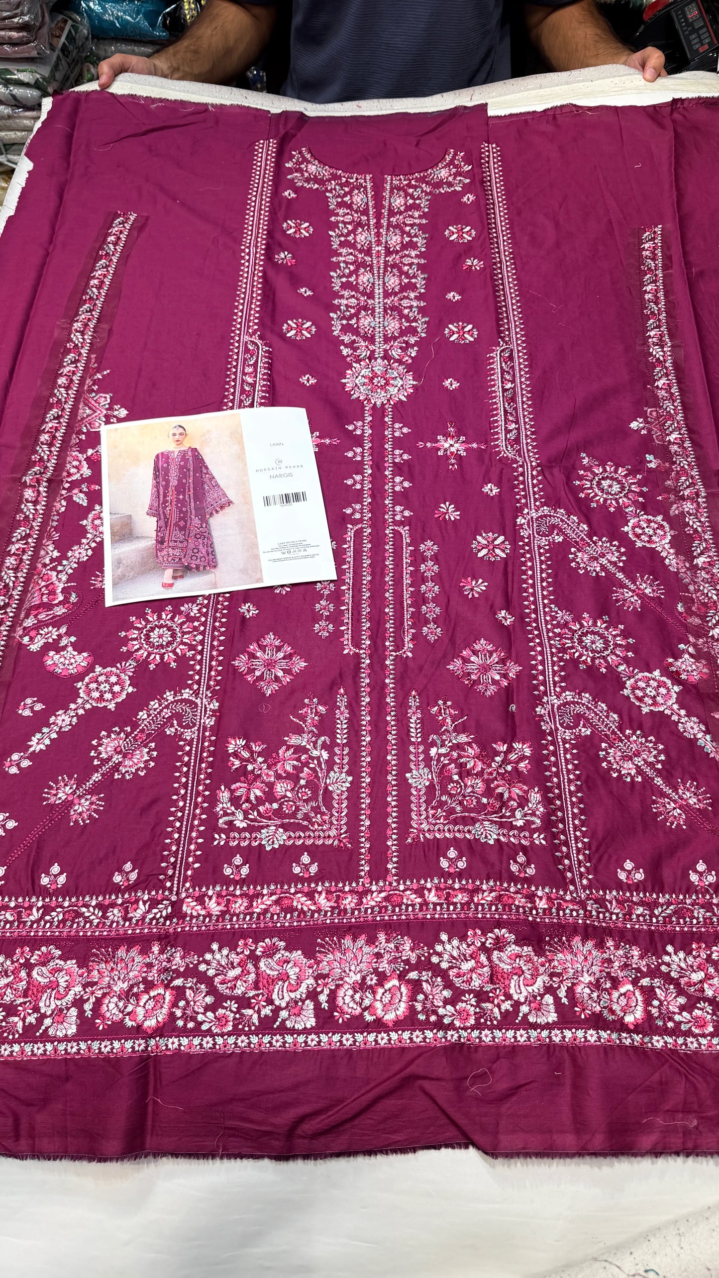 HUSSAIN REHAR LAWN NARGIS