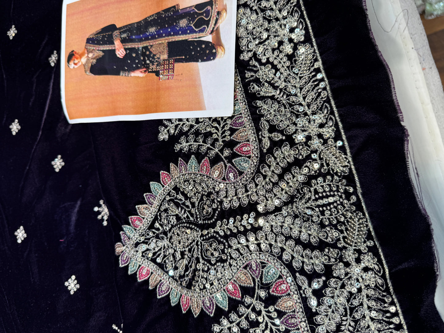 JAZMIN VELVET CHANDANI