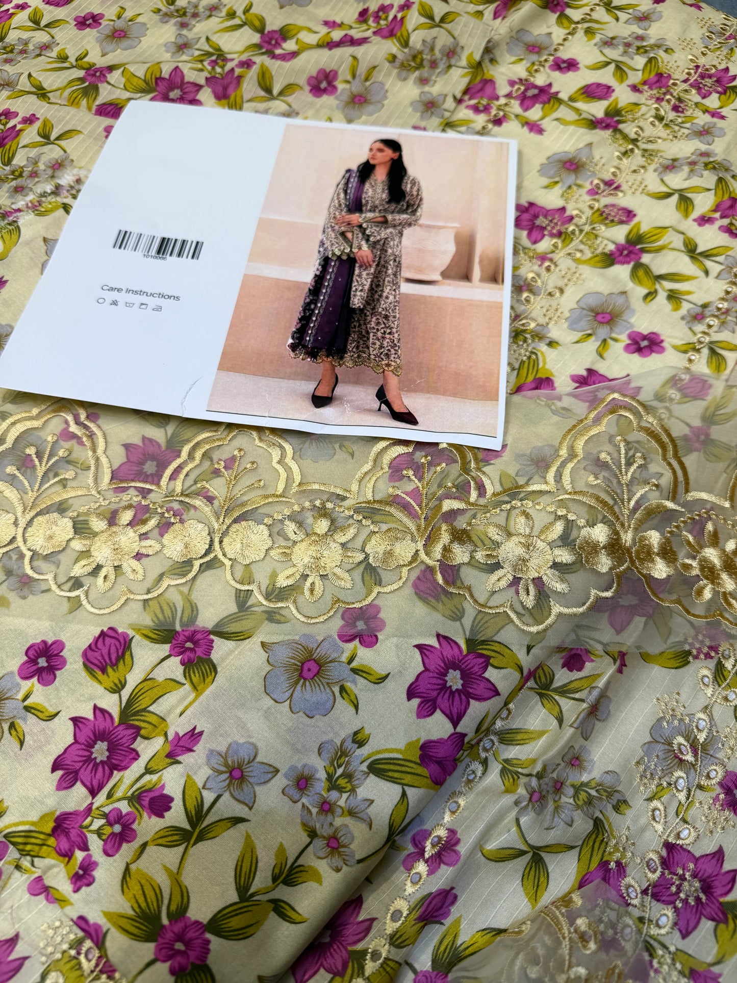 BAROQUE LAWN BQ YELLOW