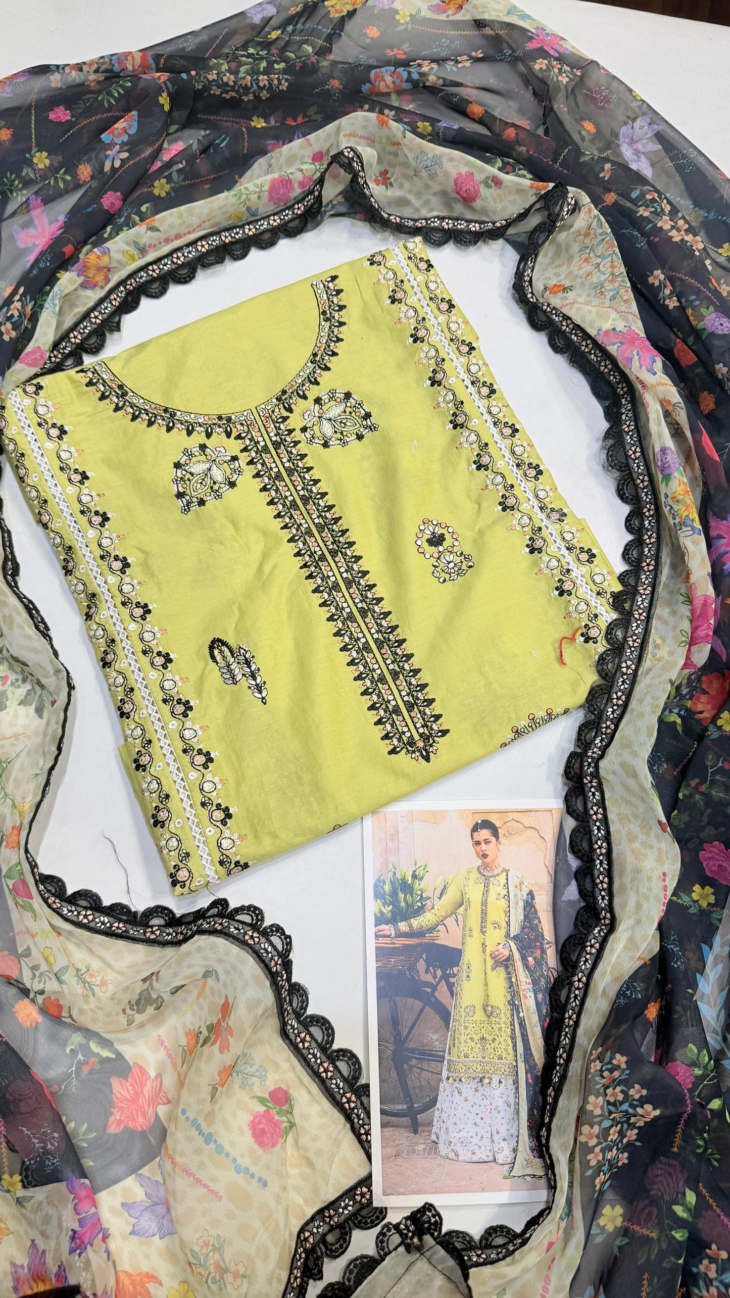 HUSSAIN REHAR LAWN SUK