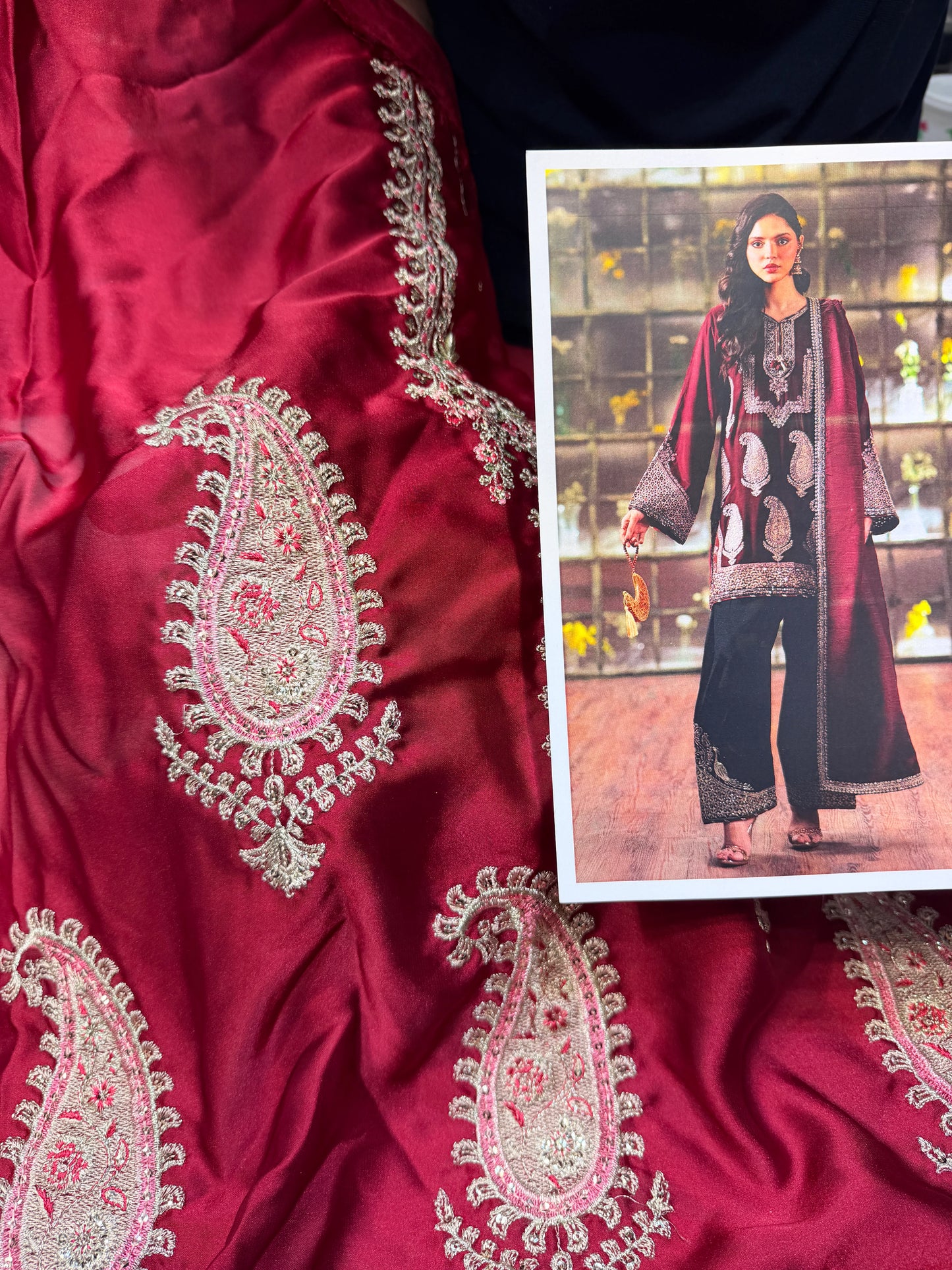 ETHNC SILK E-1024 CHERRY RED