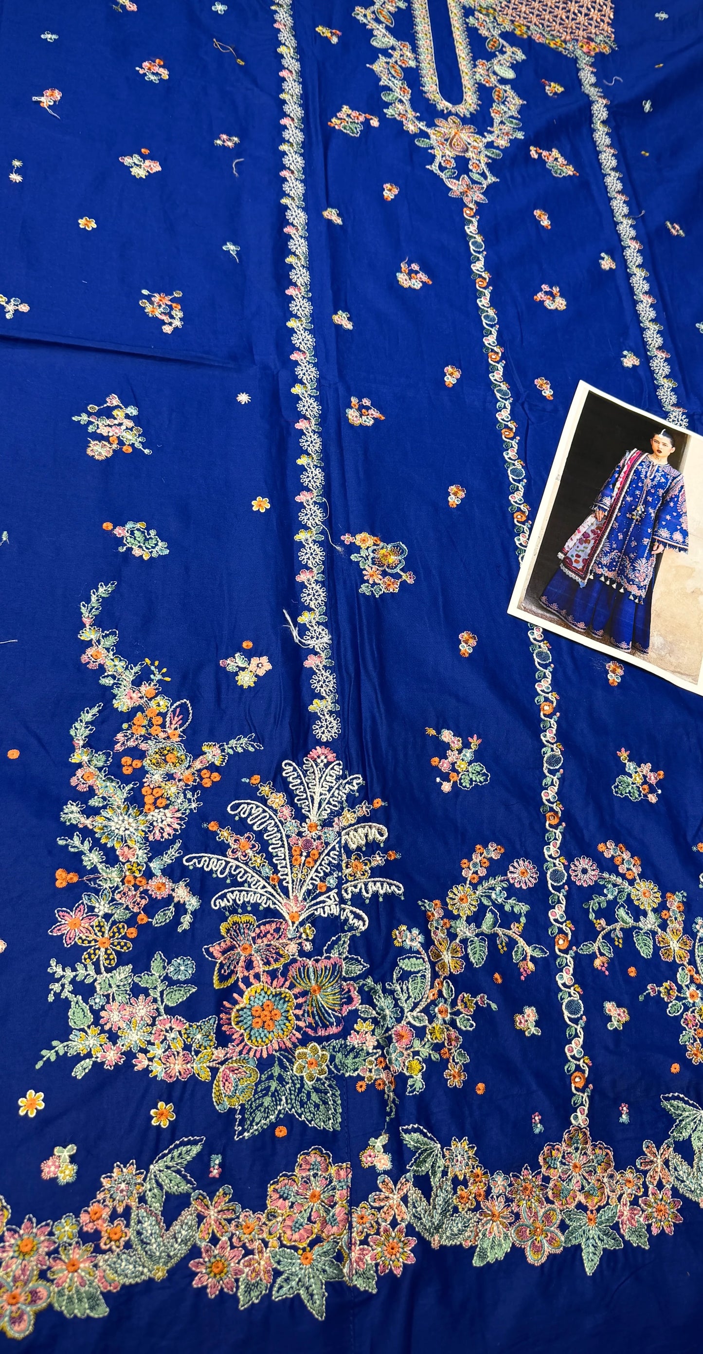 HUSSAIN REHAR ZARQA LAWN 3 Pc Embroidered