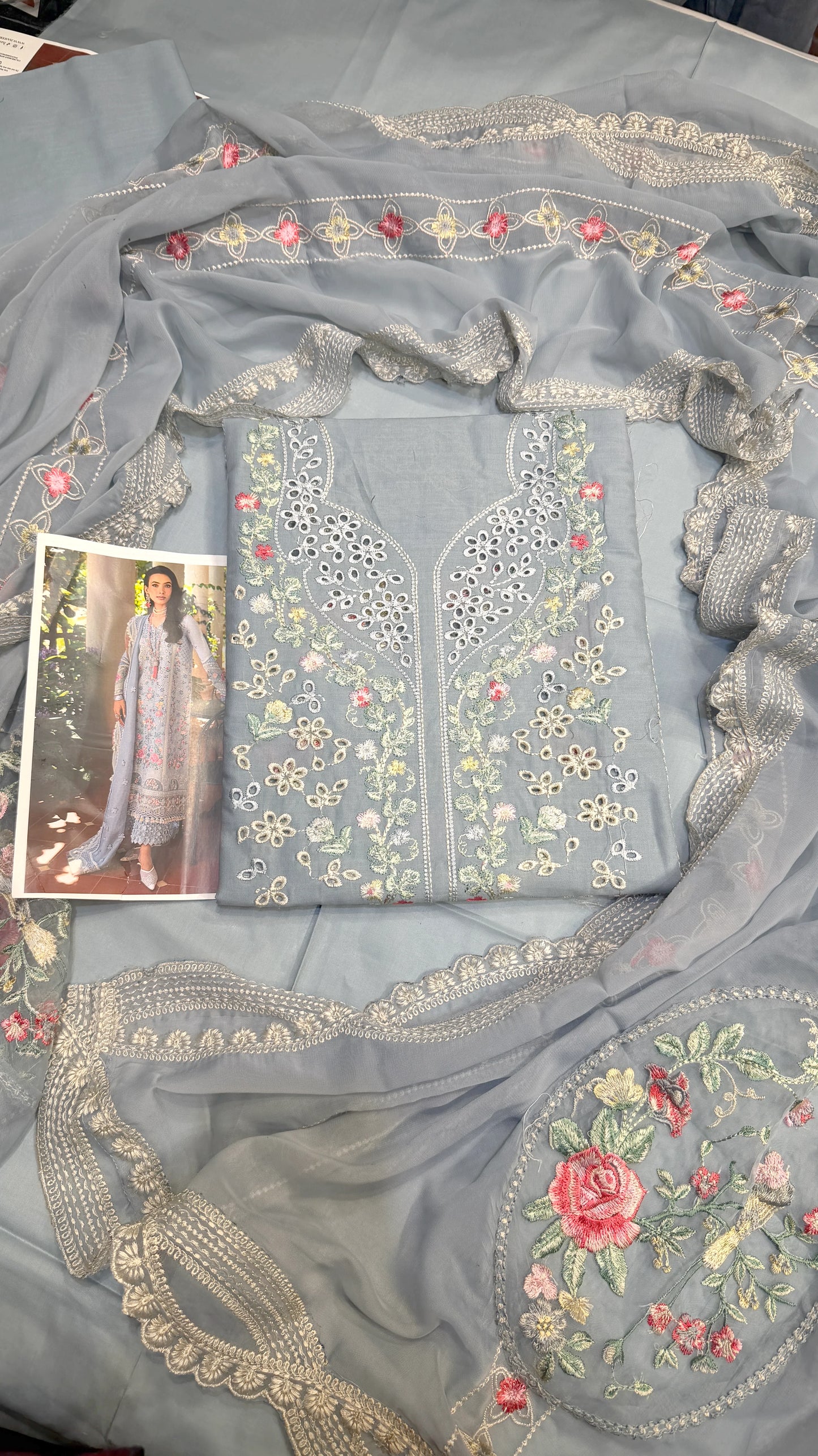 New   REPUBLIC LAWN HOOR