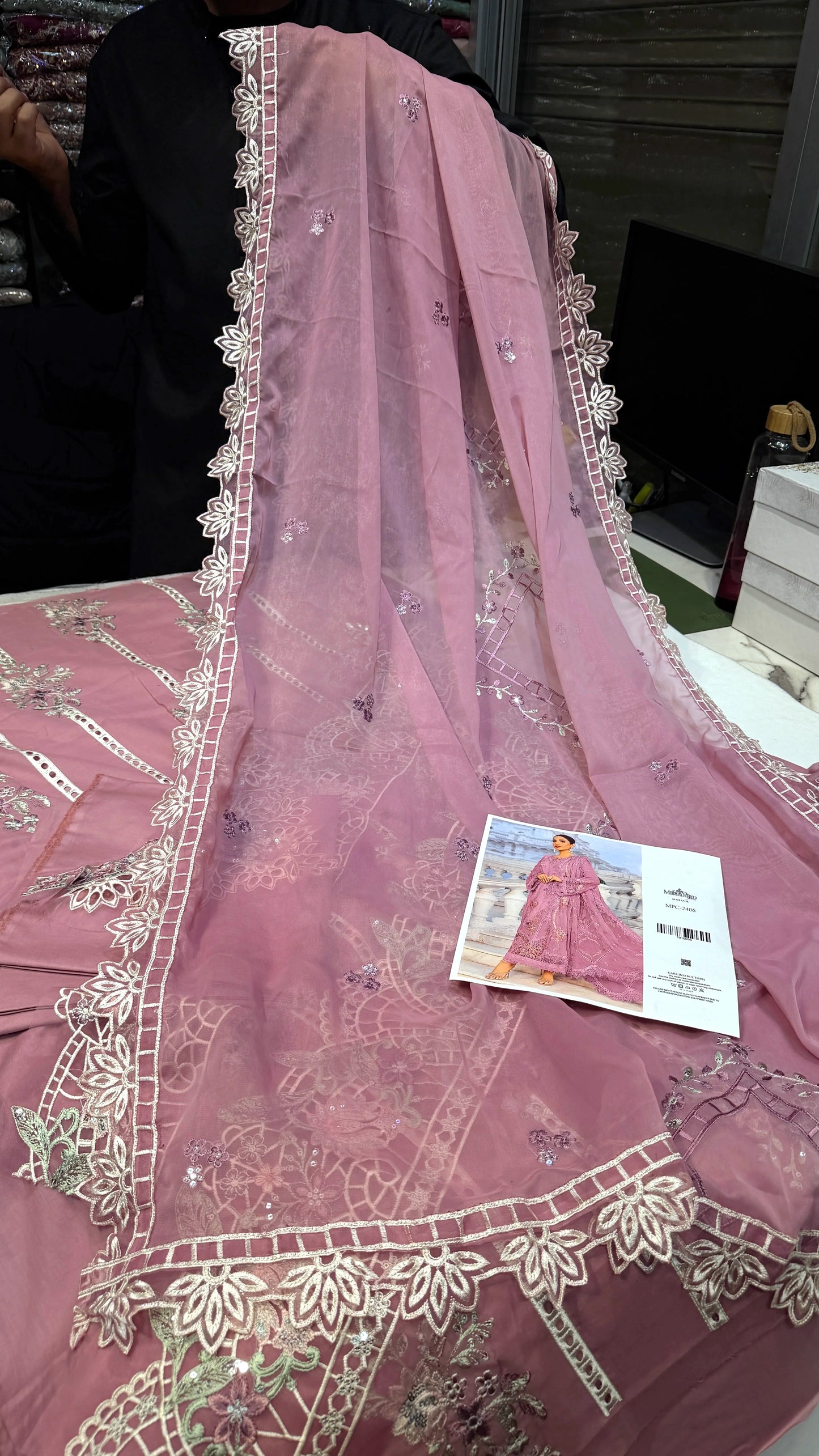 MARIA.B LAWN MPC-2406  3 Piece Embroidered Regular priceRs.6,850.00 PKR