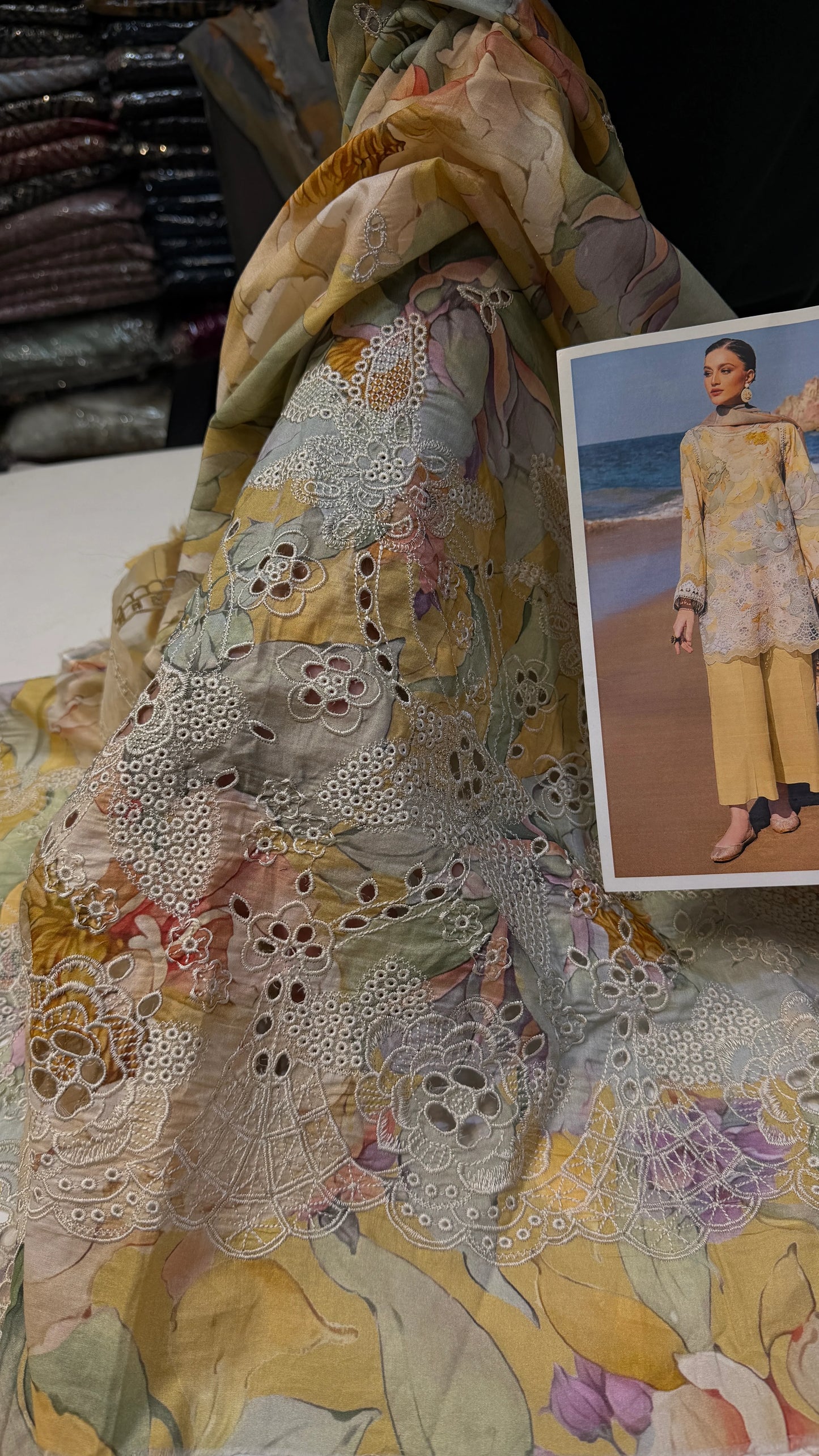 BAROQUE LAWN PRINT 4121-A