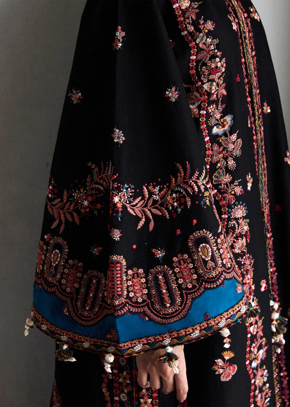 HUSSAIN REHAR LAWN BLIZ  black