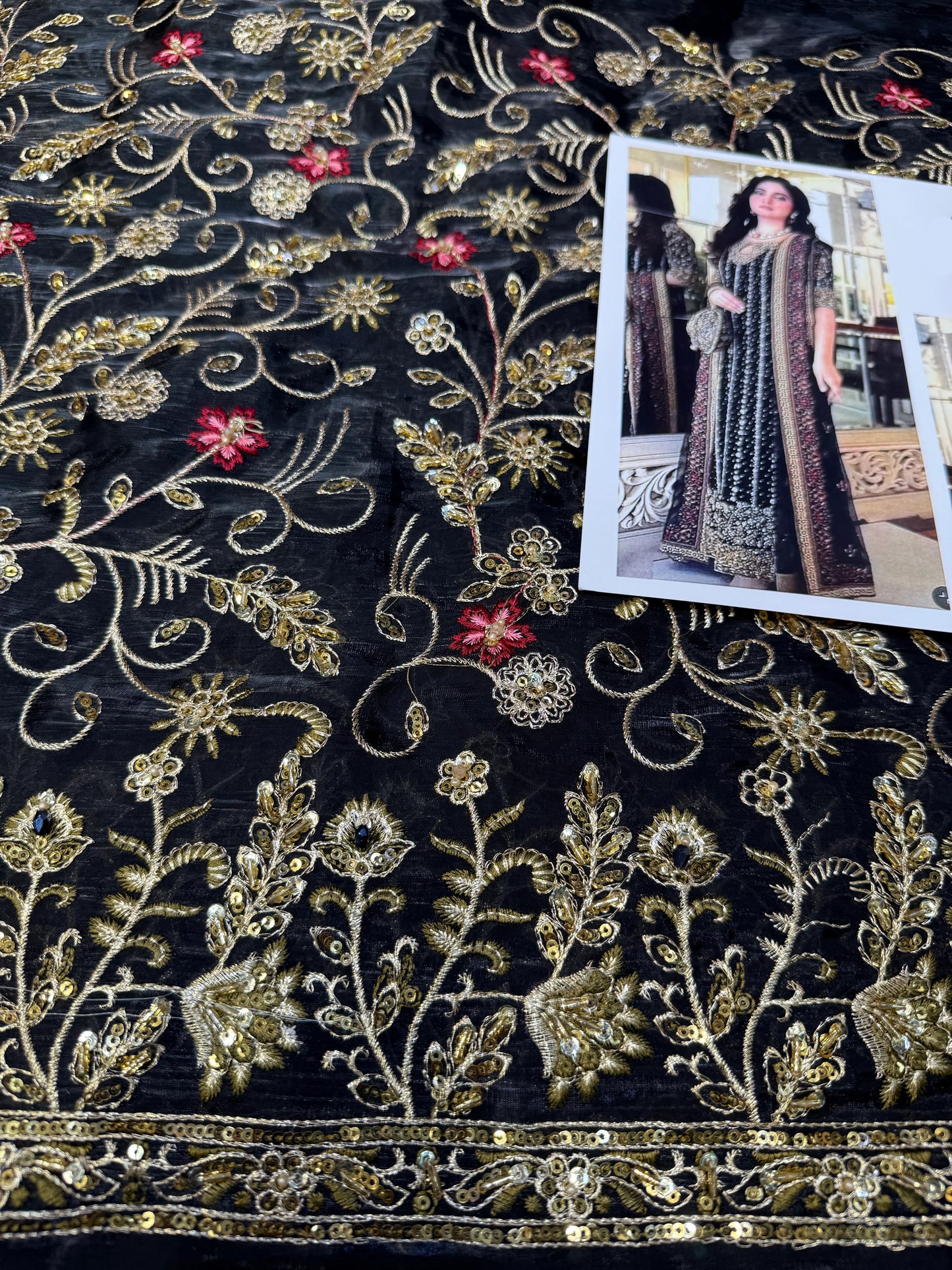 HARIS SHAKEEL SHISHA SILK 2PC GOLD (Delivery Time 7 Days)