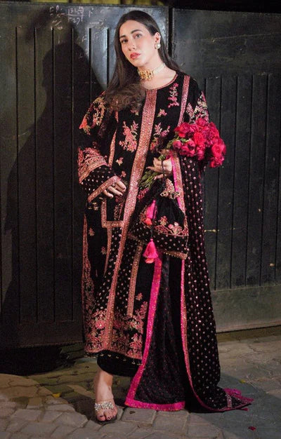 ANEELAS LAWN AVL-01  3 Piece Embroidered