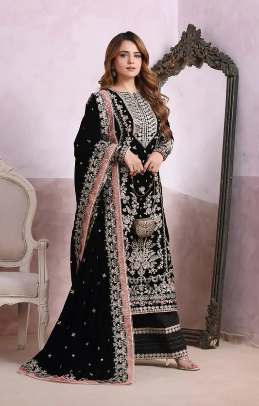 ANEELAS VELVET BLACK LUXE Rs.7,750.00