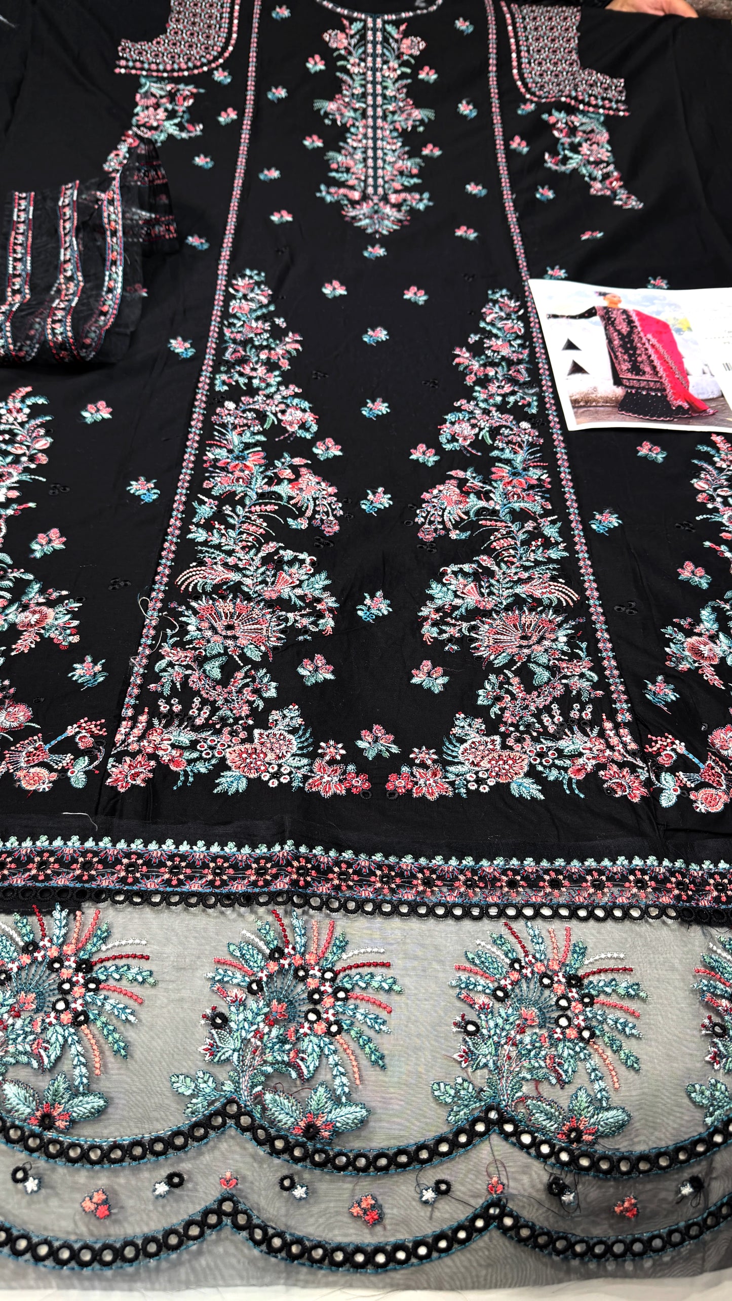 HUSSAIN REHAR PEAAR BLACK