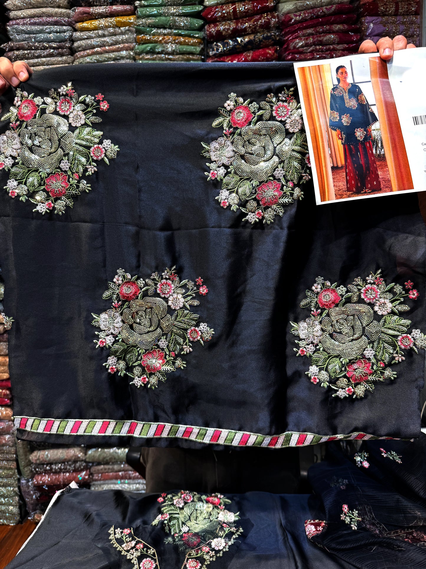 ETHNC SILK EMB BLACK