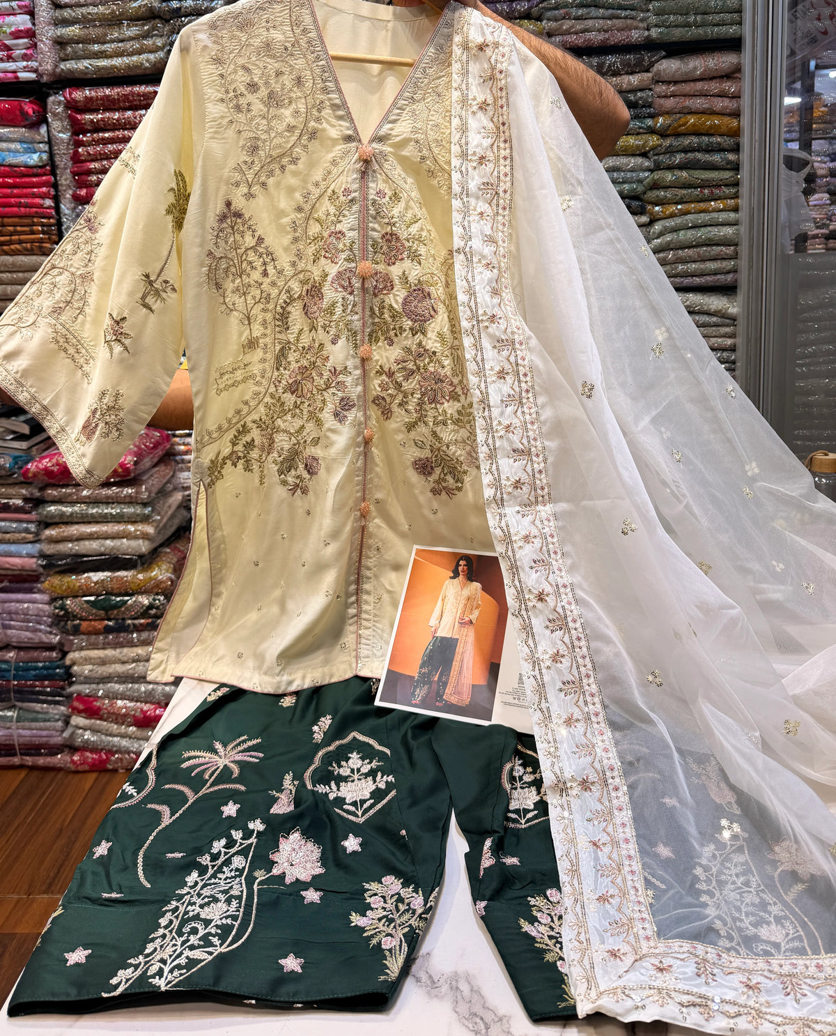 ETHNC KURTA SET VISCOSE E-1134 3PC