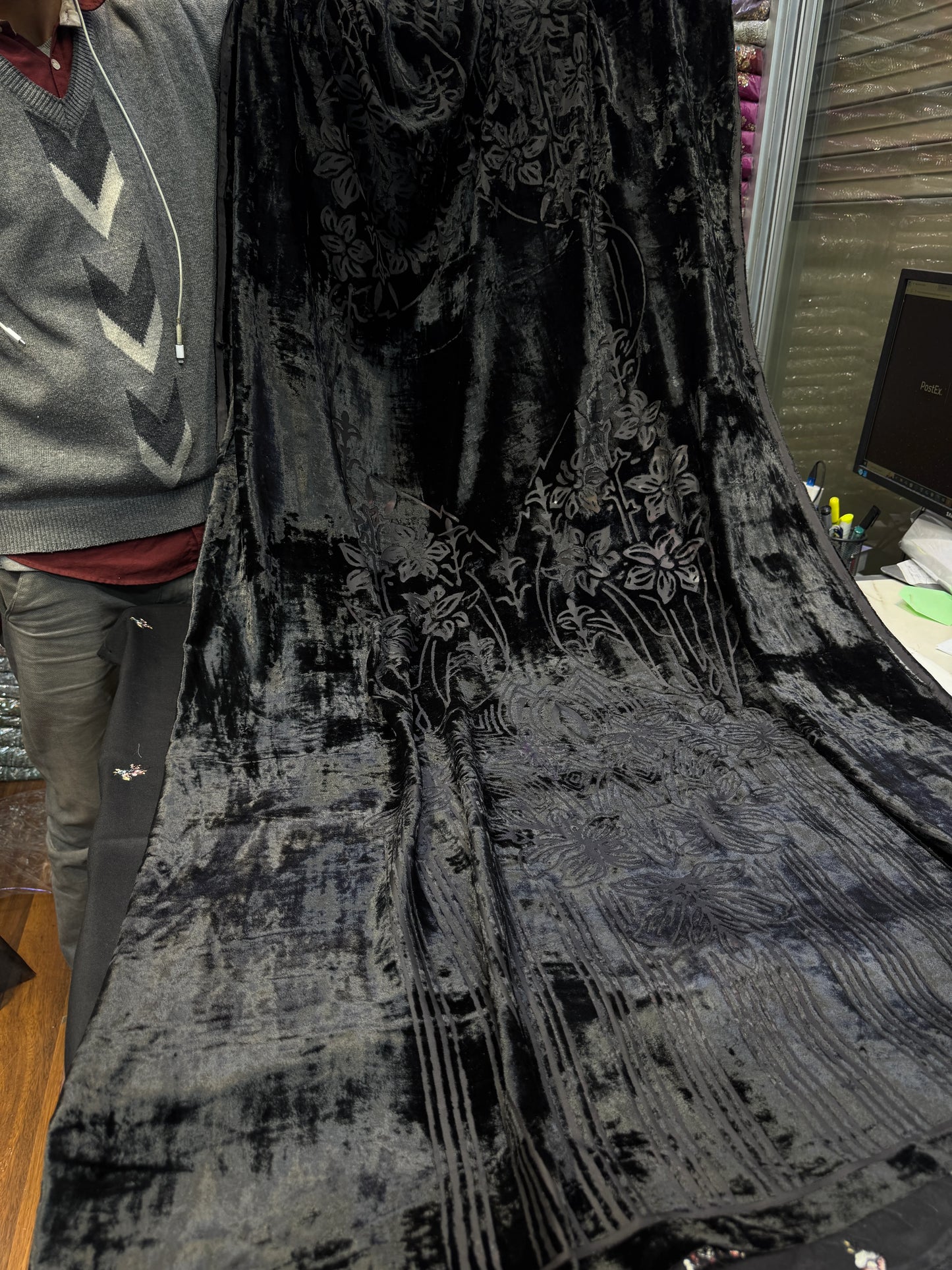 LEELA DHANAK PALACHI SHAWL