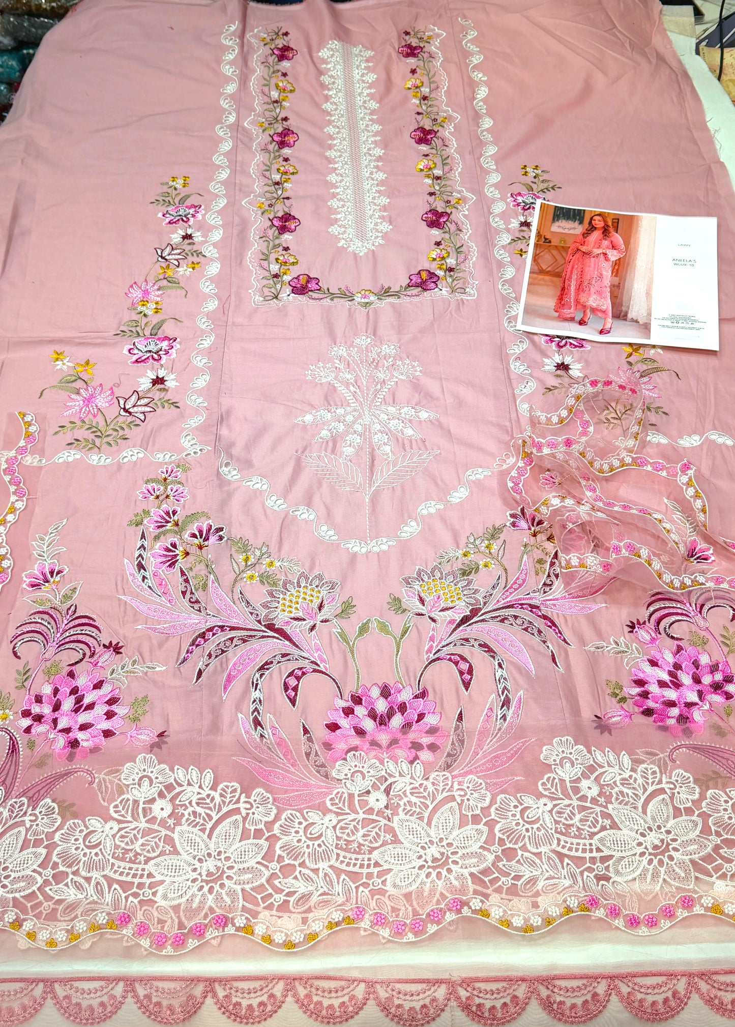 ANEELAS LAWN LUXE 10