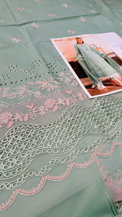 QALAMAKAR LAWN SB02  3 pc Embroidered