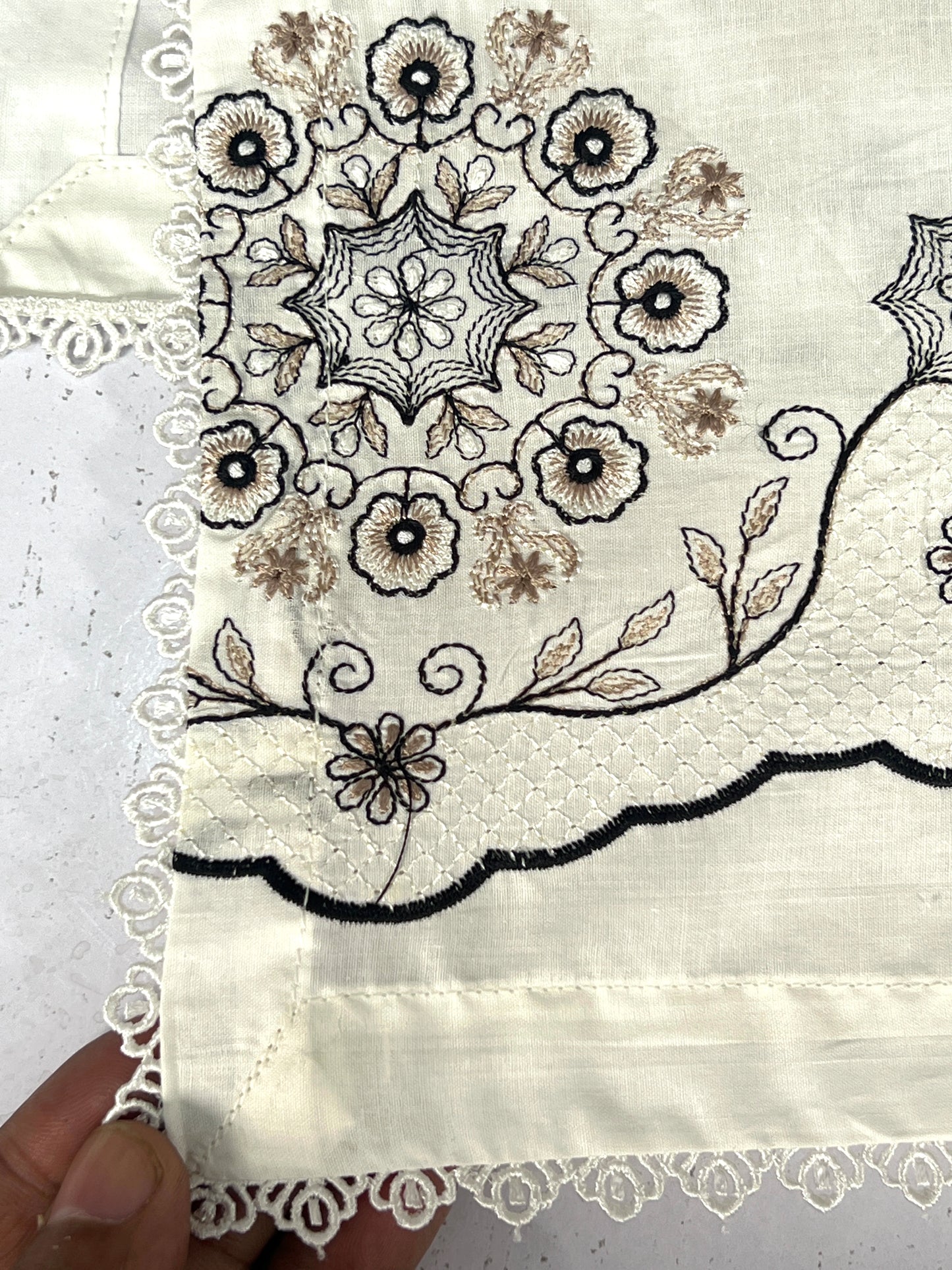 Kayseria Shawl Lawn 03