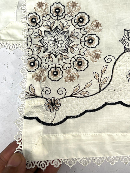 Kayseria Shawl Lawn 03