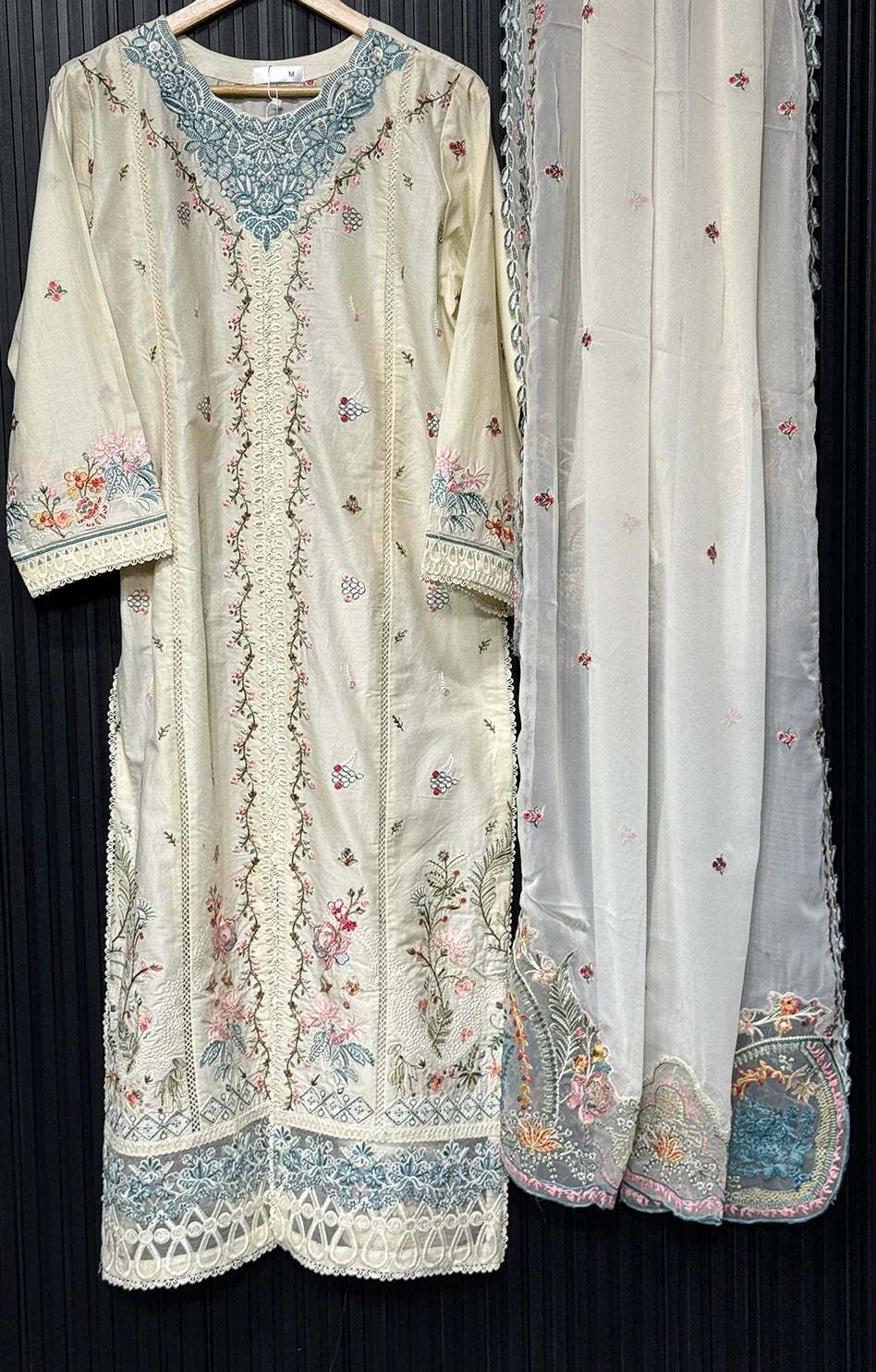 QALAMKAR LAWN RIMSHA RTW